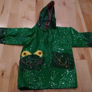 3/20$ 2T frog 🐸 pvc raincoat green